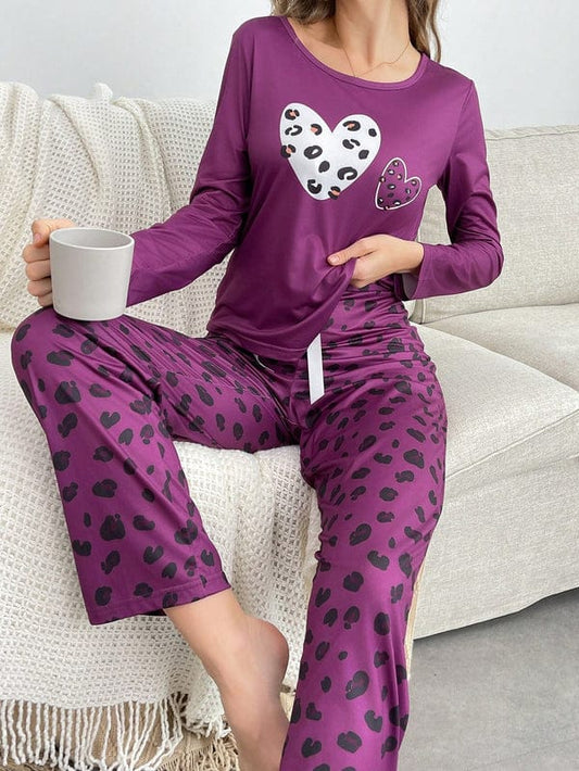 Women Stylish Comfort Night Wear Suit...